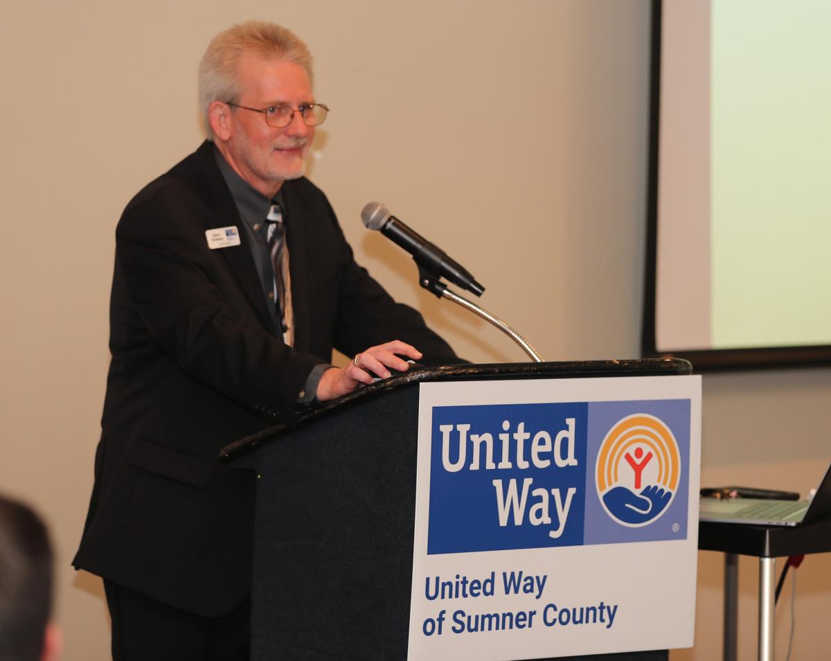 UWSC Executive Director Steve Doremus announces the incomplete 2018 Campaign total of $856,300.